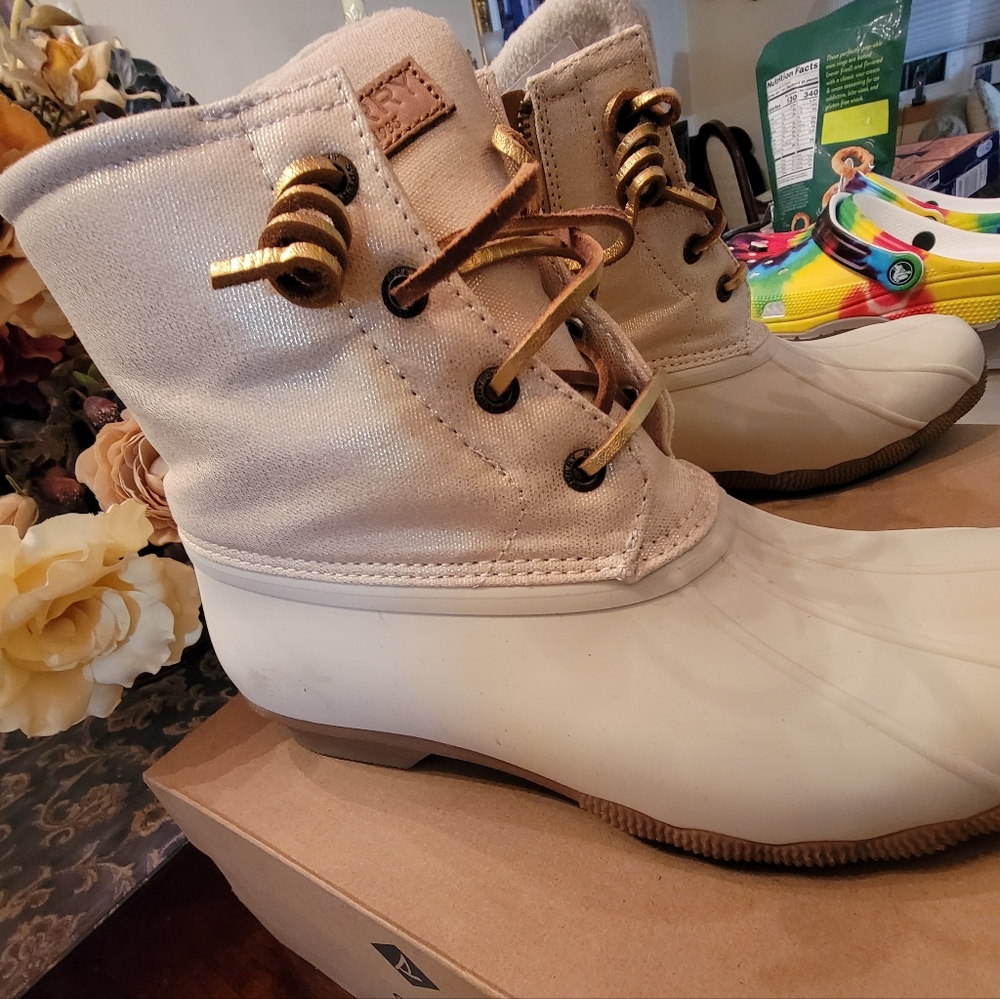 Sperrys saltwater canvas boots